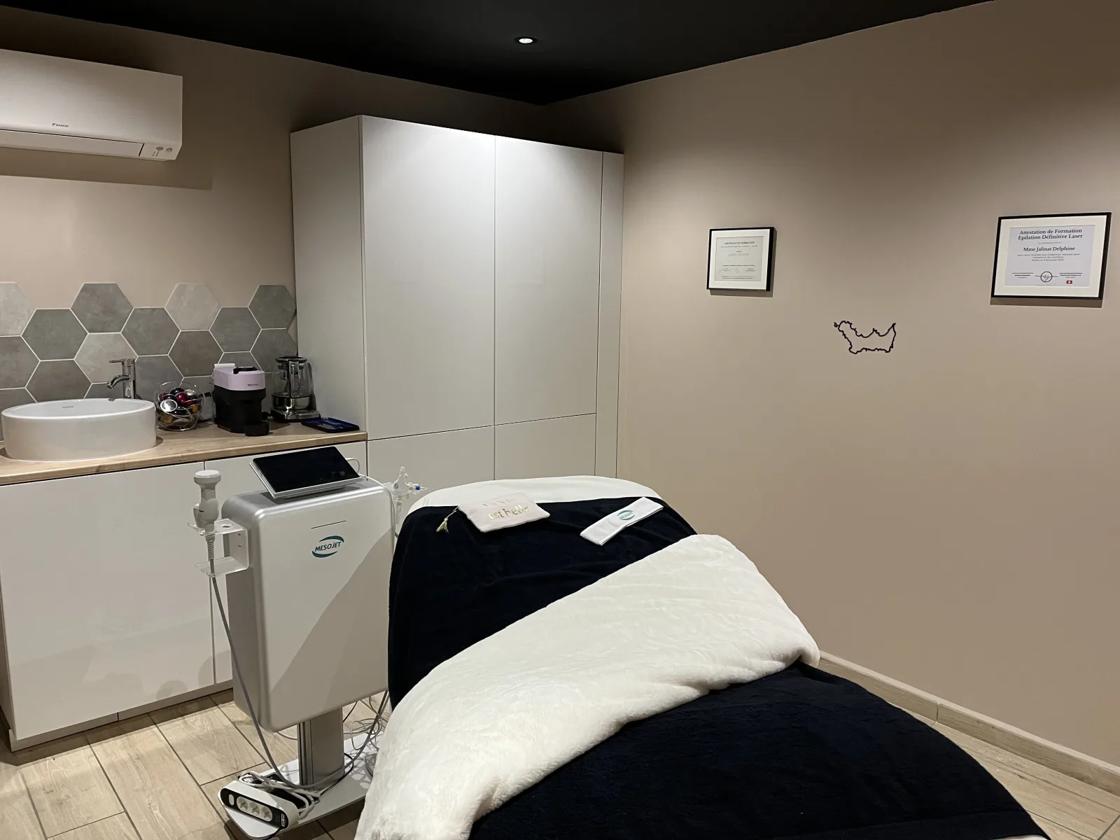 Soin Tech Excellence - Institut de beauté Le Pradet - Photo de couverture - OneBooking