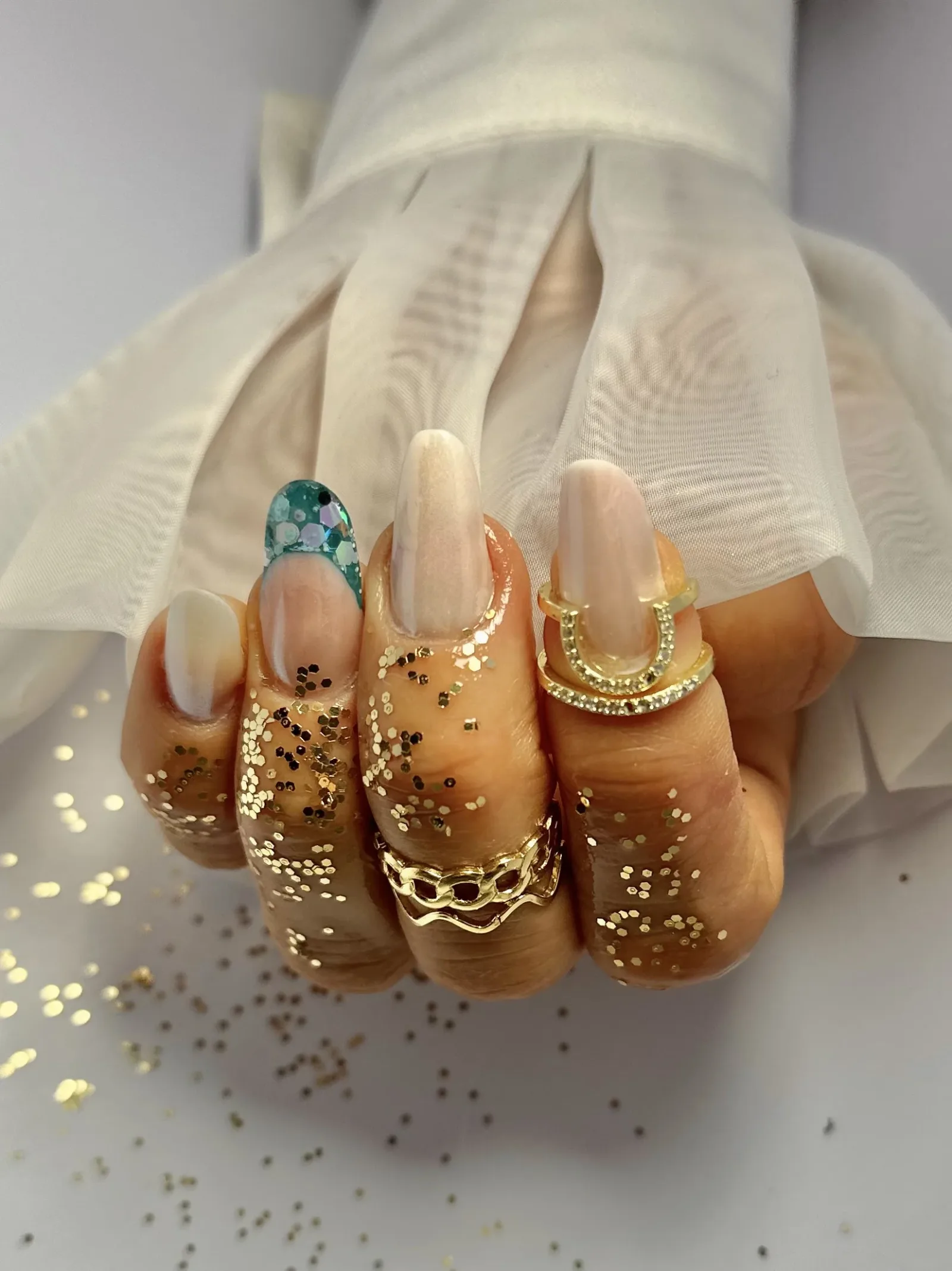 Divine Nails