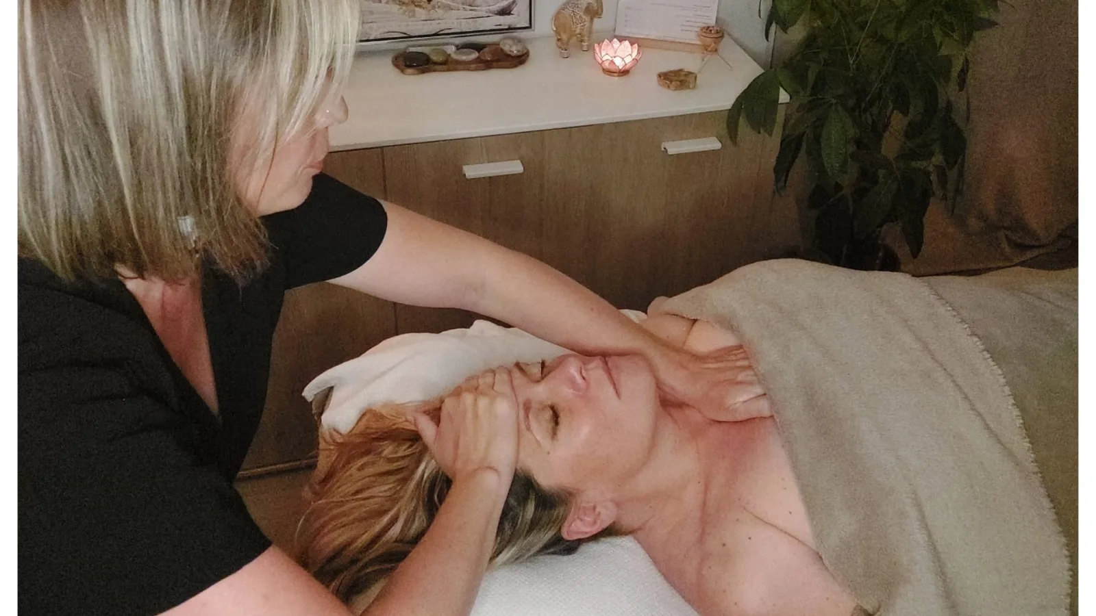 Un temps pour Soi by Anne Claire - Massage La Seyne-sur-Mer - Photo de couverture - OneBooking