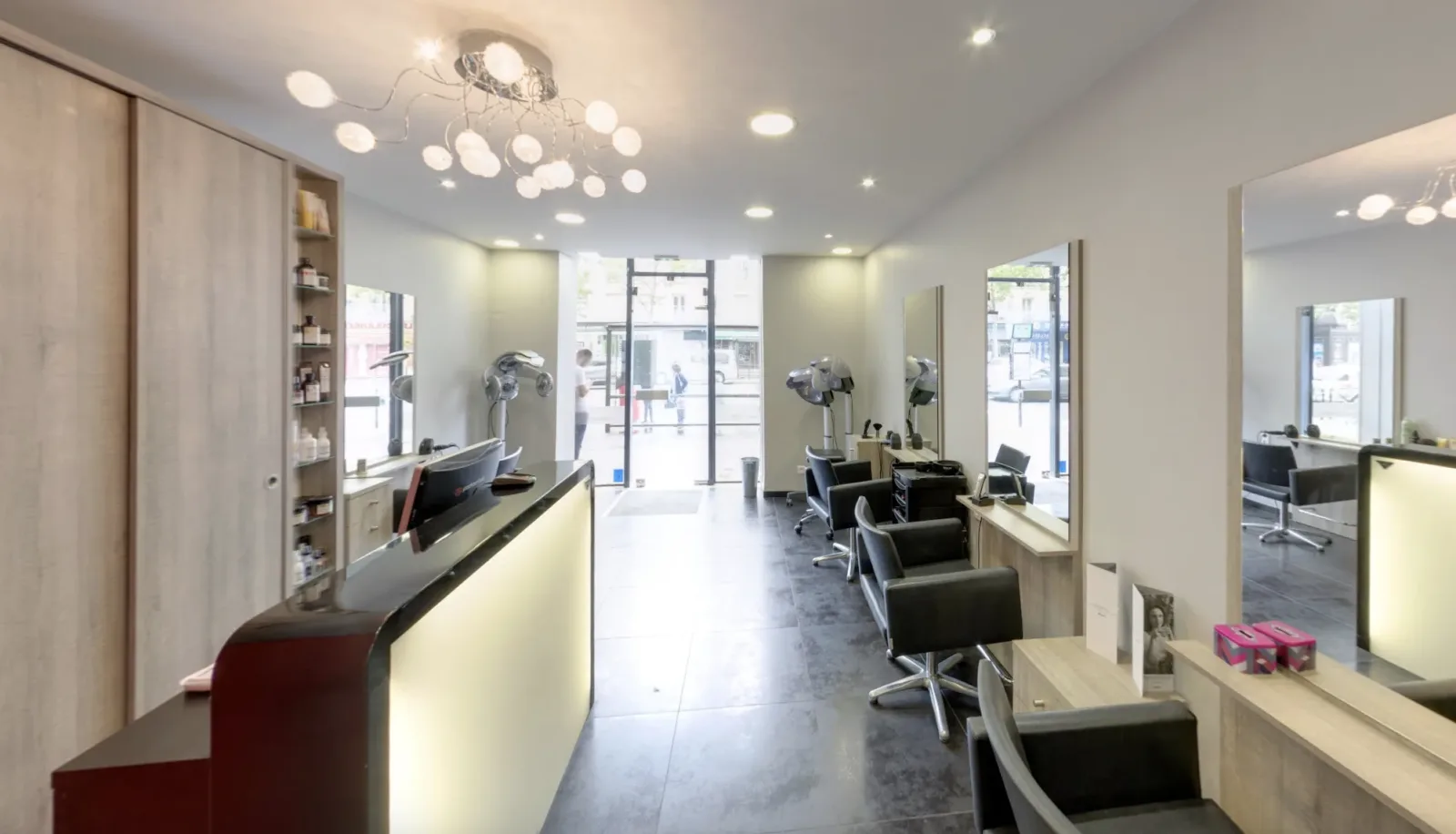 Akikut Coiffure - Coiffure Boulogne-Billancourt - Photo de couverture - OneBooking