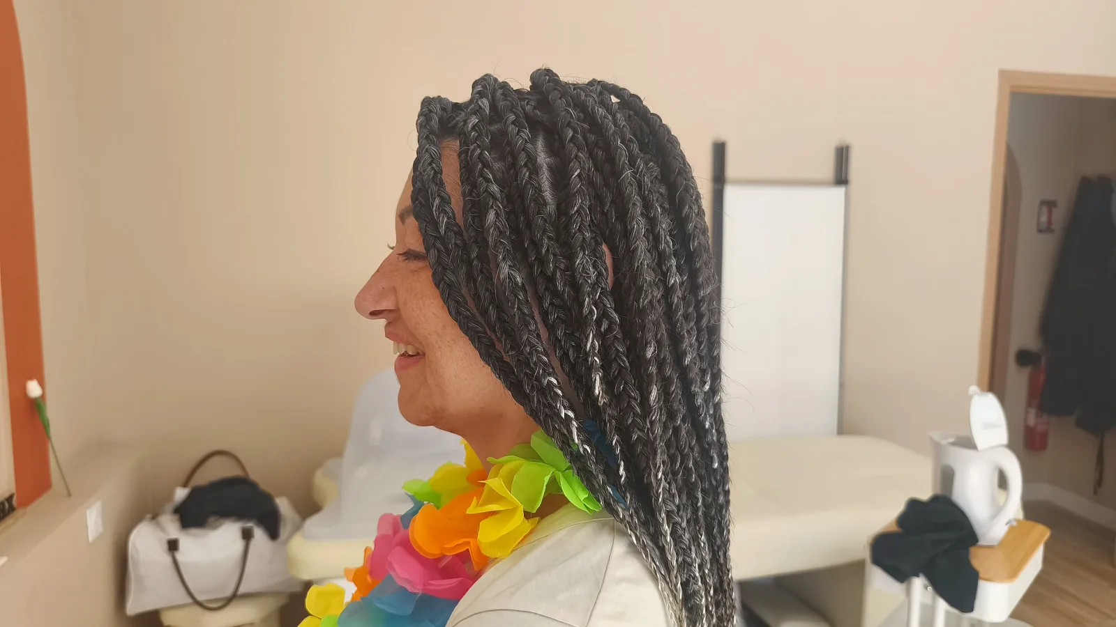 Ello Hair Coiffure - Coiffure Mouans-Sartoux - Ello Hair Coiffure - Photo Galerie - OneBooking