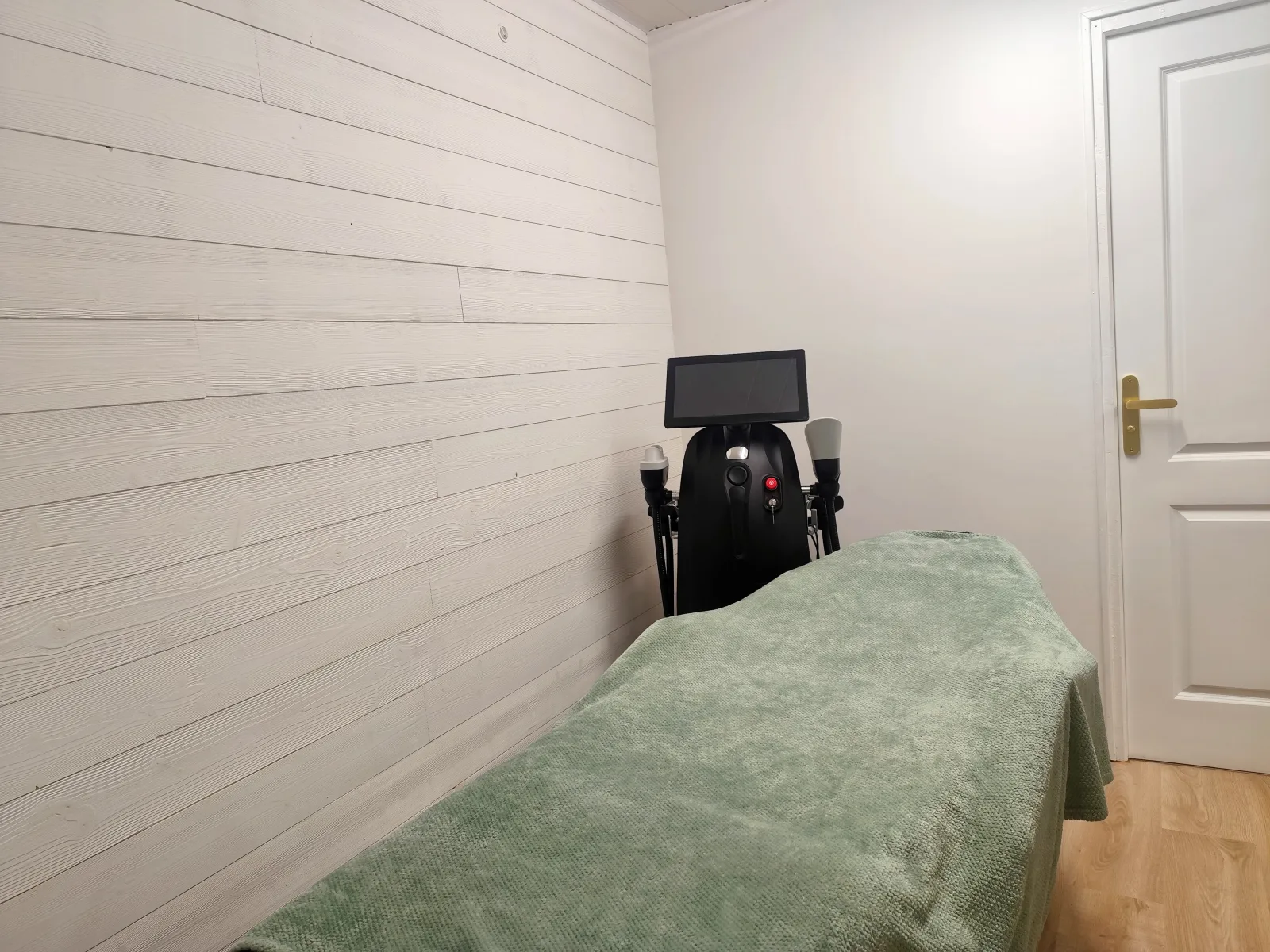 OREA Centre Esthétique - Massage Peyrehorade - OREA Centre Esthétique - Photo Galerie - OneBooking