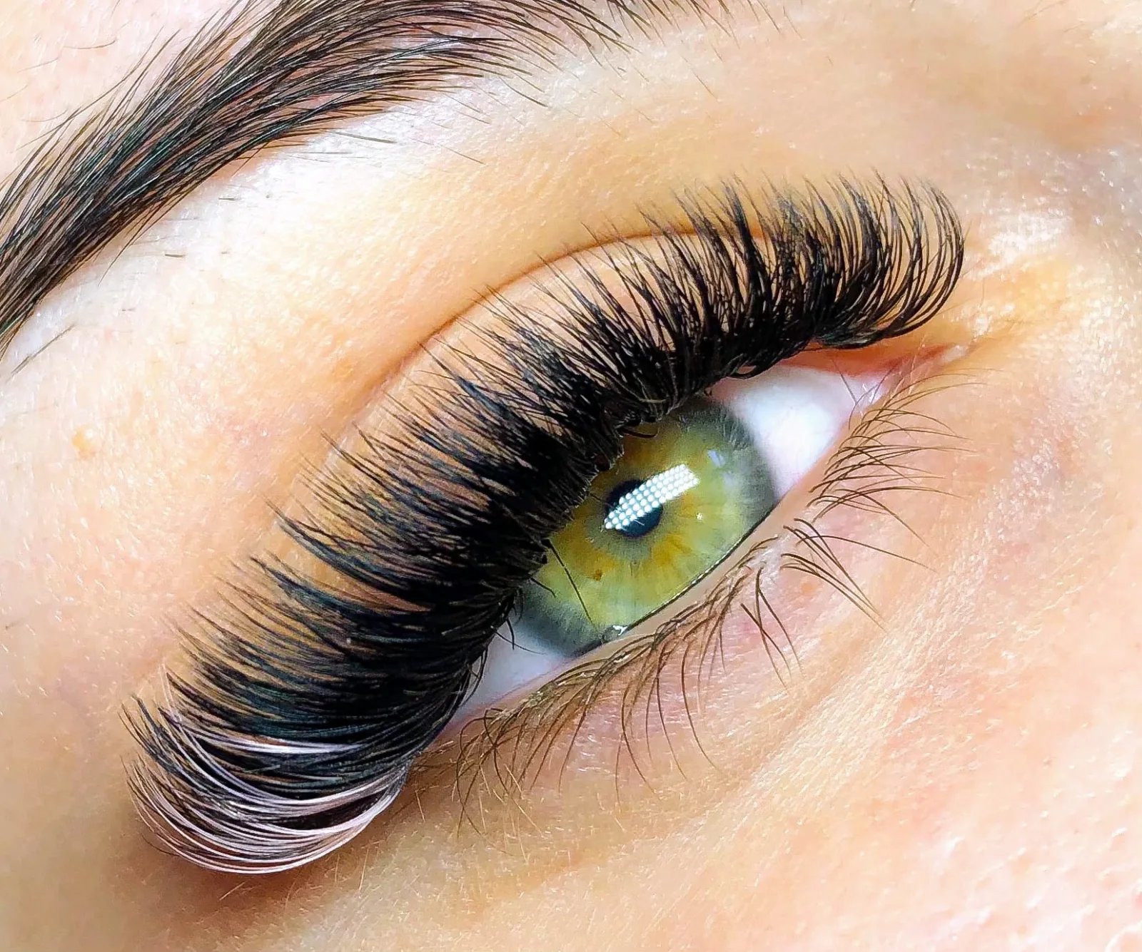 Secret’Eyes Beauty Concept - Sourcils & cils Le Pradet - Secret’Eyes Beauty Concept - Photo Galerie - OneBooking