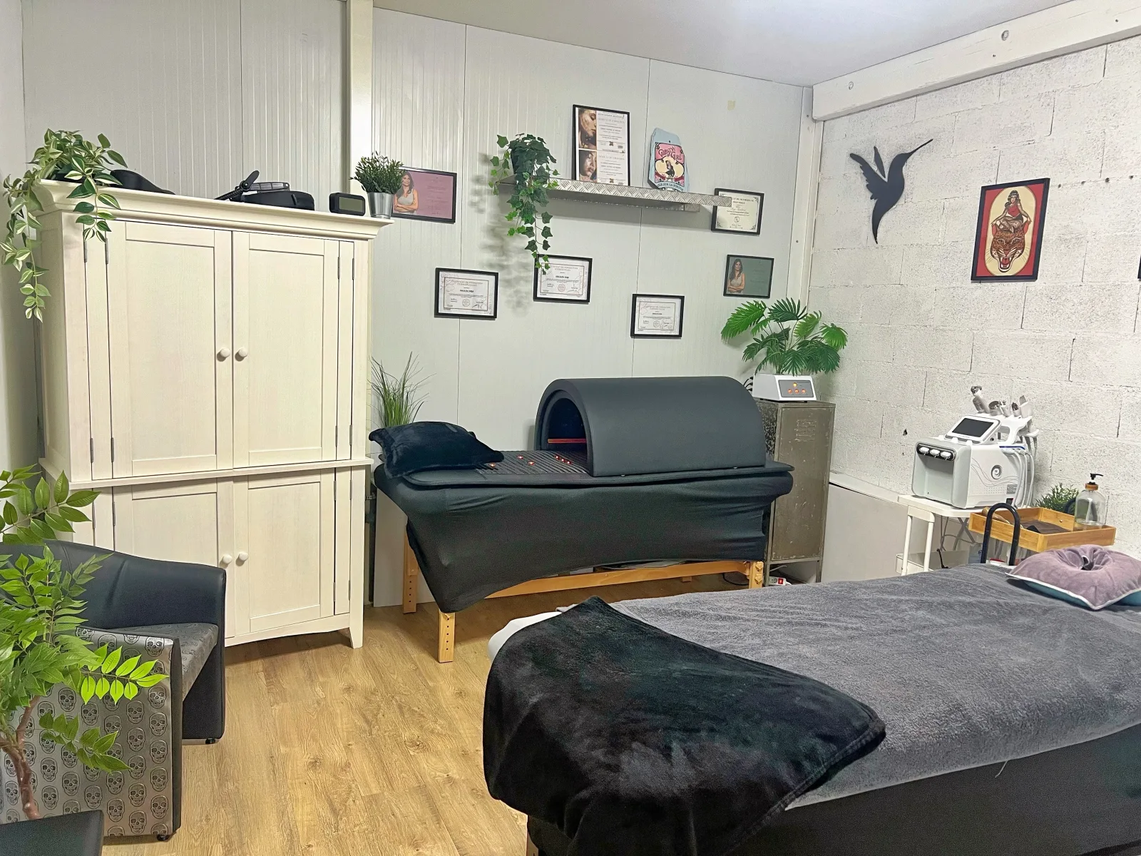 Commérages - Coiffure L'Isle-sur-la-Sorgue - Commérages - Photo Galerie - OneBooking