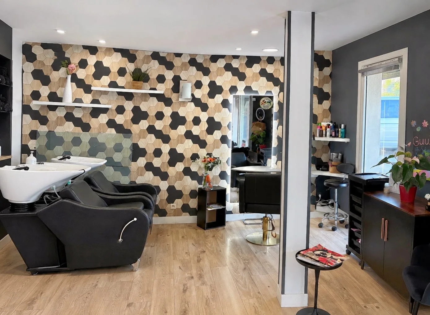 L’Univers de Kaïma - Barbier La Rochelle - L’Univers de Kaïma - Photo Galerie - OneBooking