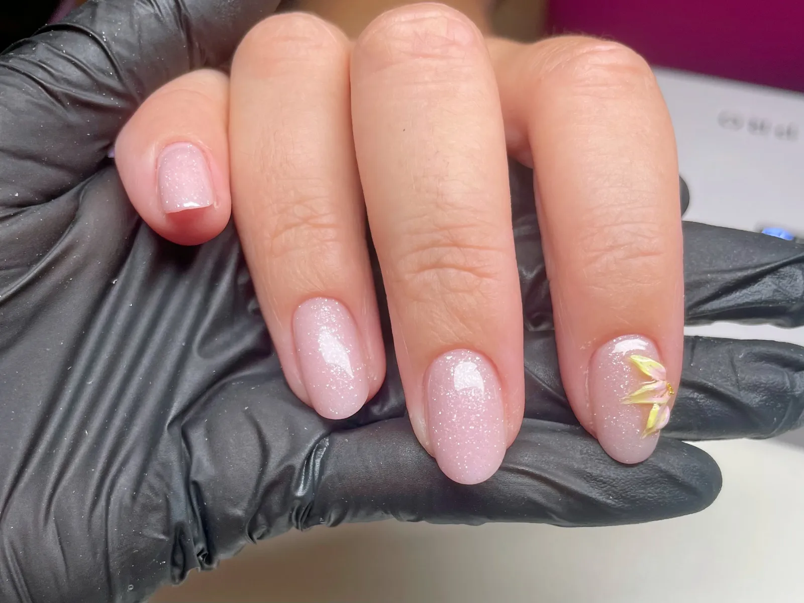 WL Academy Beauty - Studio Ongles / Cils/ Head spa - Onglerie Le Pradet - WL Academy Beauty - Studio Ongles / Cils/ Head spa - Photo Galerie - OneBooking