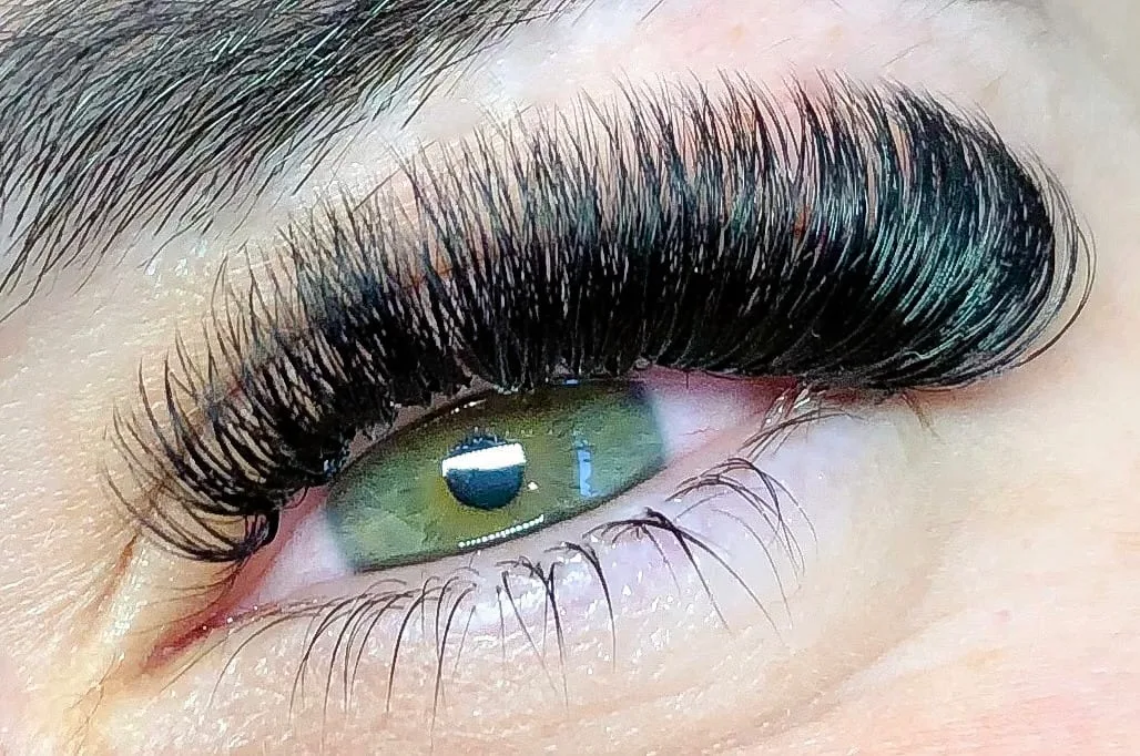 Secret’Eyes Beauty Concept - Sourcils & cils Le Pradet - Secret’Eyes Beauty Concept - Photo Galerie - OneBooking
