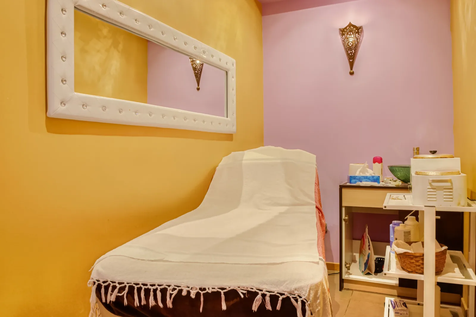 Mille et Une Beauté - Onglerie La Seyne-sur-Mer - Mille et Une Beauté - Photo Galerie - OneBooking