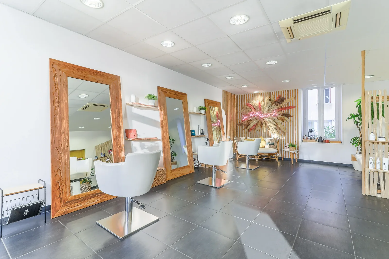 Un Temps pour L - Head Spa - Coiffure Saint-Apollinaire - Un Temps pour L - Head Spa - Photo Galerie - OneBooking