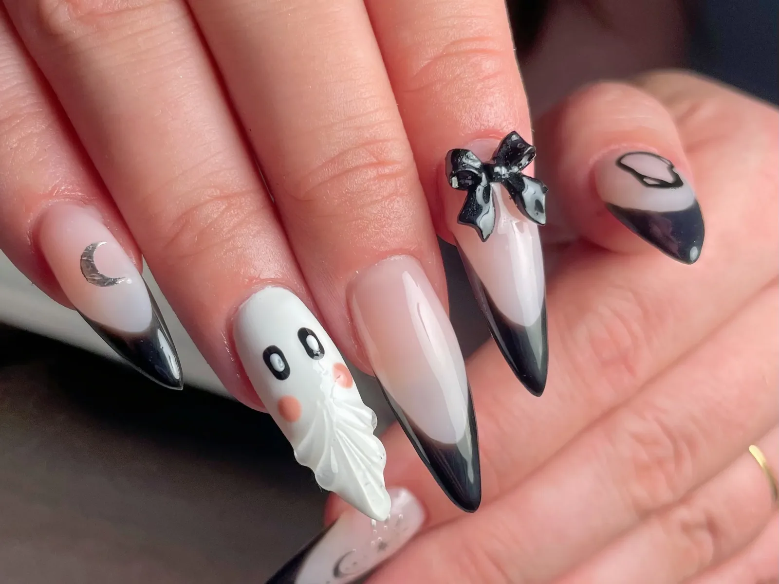 Ongle Preciosa - Onglerie Vesoul - Ongle Preciosa - Photo Galerie - OneBooking