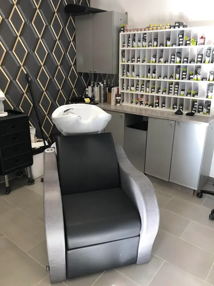Médiatifs - Coiffure Mouans-Sartoux - Médiatifs - Photo Galerie - OneBooking