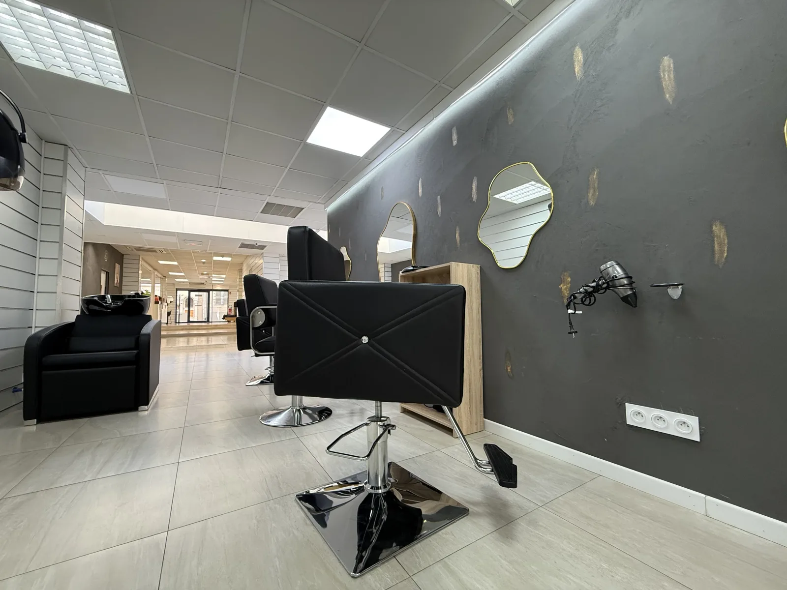 Institut de Beauté Koiff’Moa - Coiffure Vesoul - Institut de Beauté Koiff’Moa - Photo Galerie - OneBooking