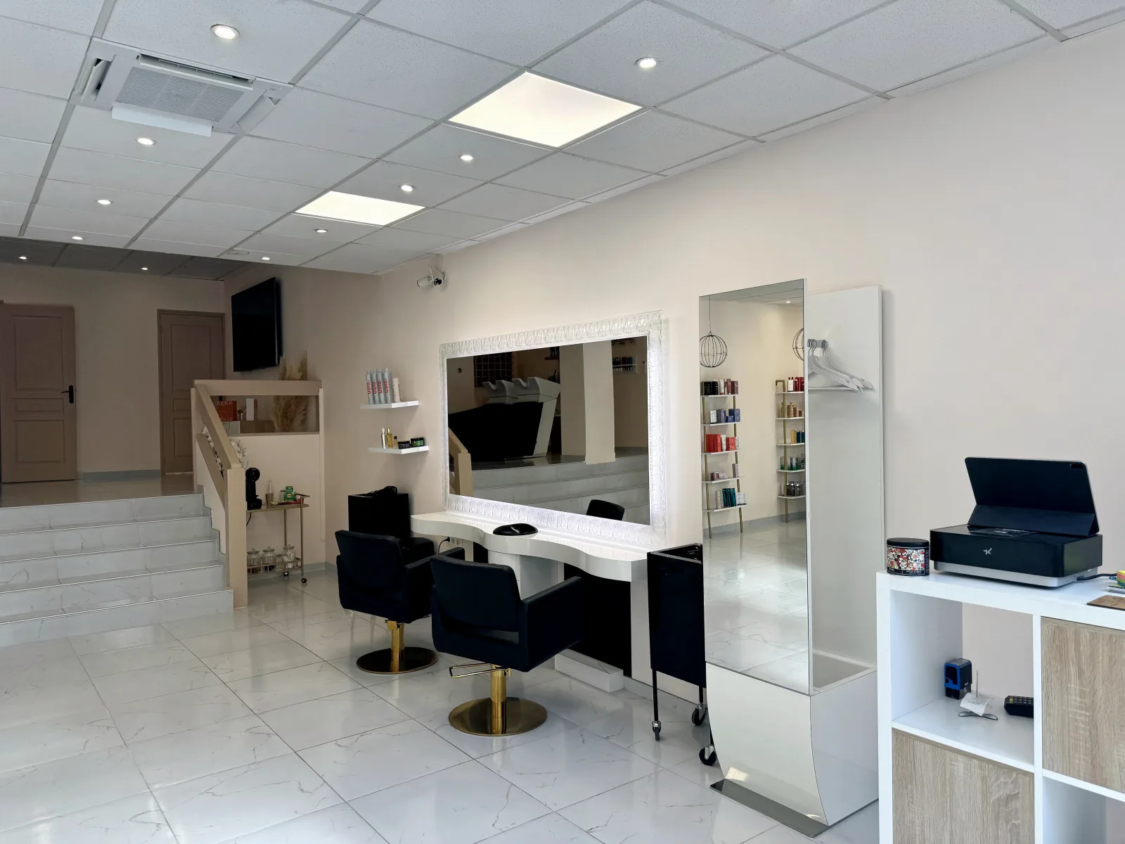 Palais de la coiffure - Coiffure Vesoul - Palais de la coiffure - Photo Galerie - OneBooking