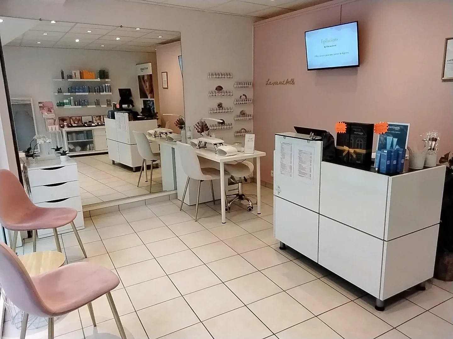 Institut Aquarella - Institut de beauté Moulins - Institut Aquarella - Photo Galerie - OneBooking