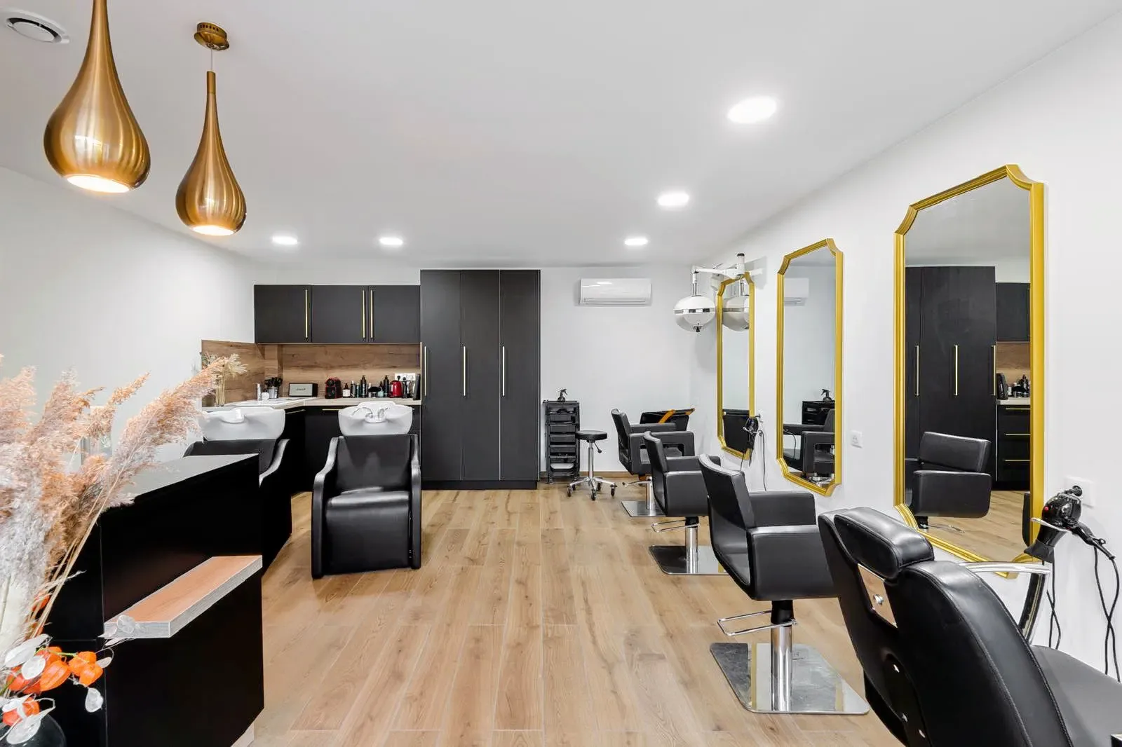 Coiffure Neferti’Tif - Coiffure Orvault - Coiffure Neferti’Tif - Photo Galerie - OneBooking