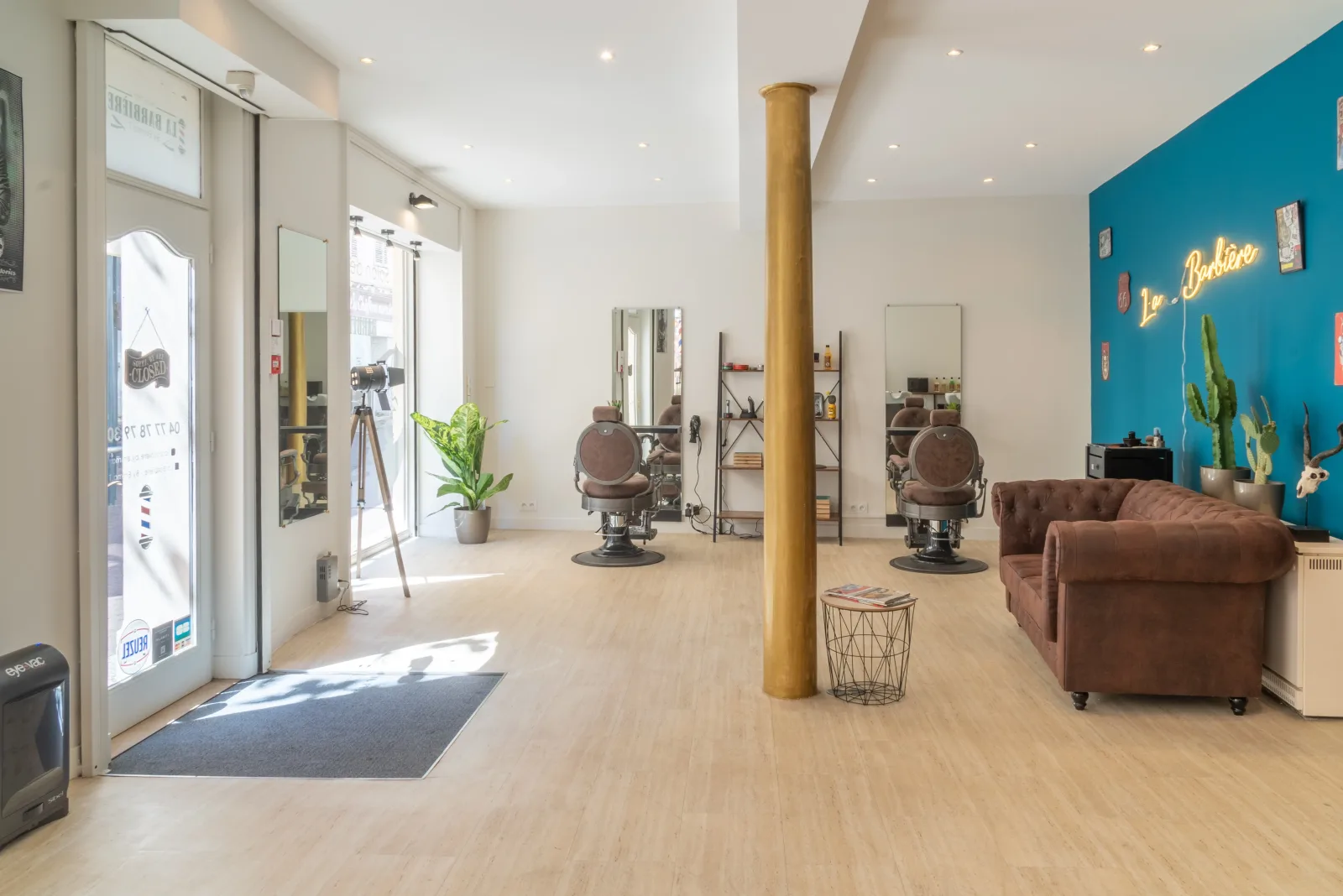 La Barbière - Barbier Roanne - La Barbière - Photo Galerie - OneBooking