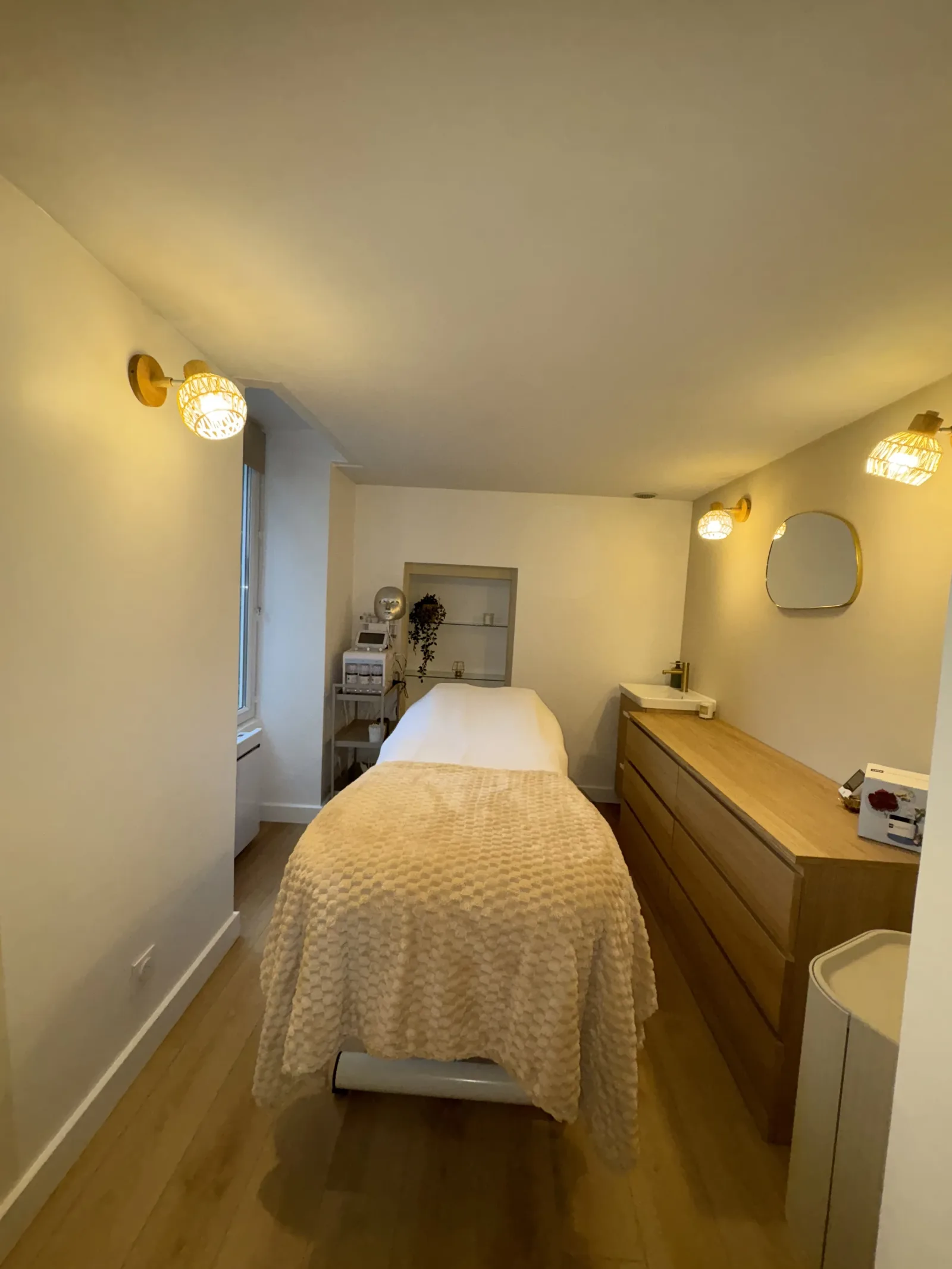 A Fleur de Peau - Institut de beauté Montbard - A Fleur de Peau - Photo Galerie - OneBooking