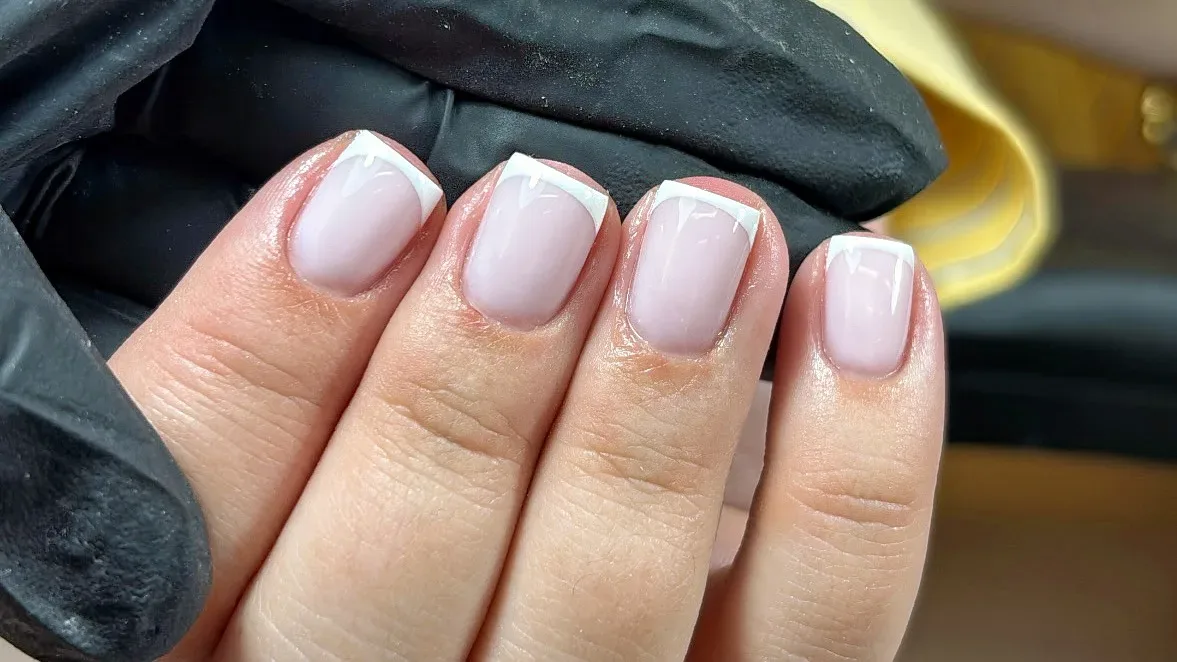 Manon des ongles & Lash by Lau - Onglerie Corte - Manon des ongles & Lash by Lau - Photo Galerie - OneBooking