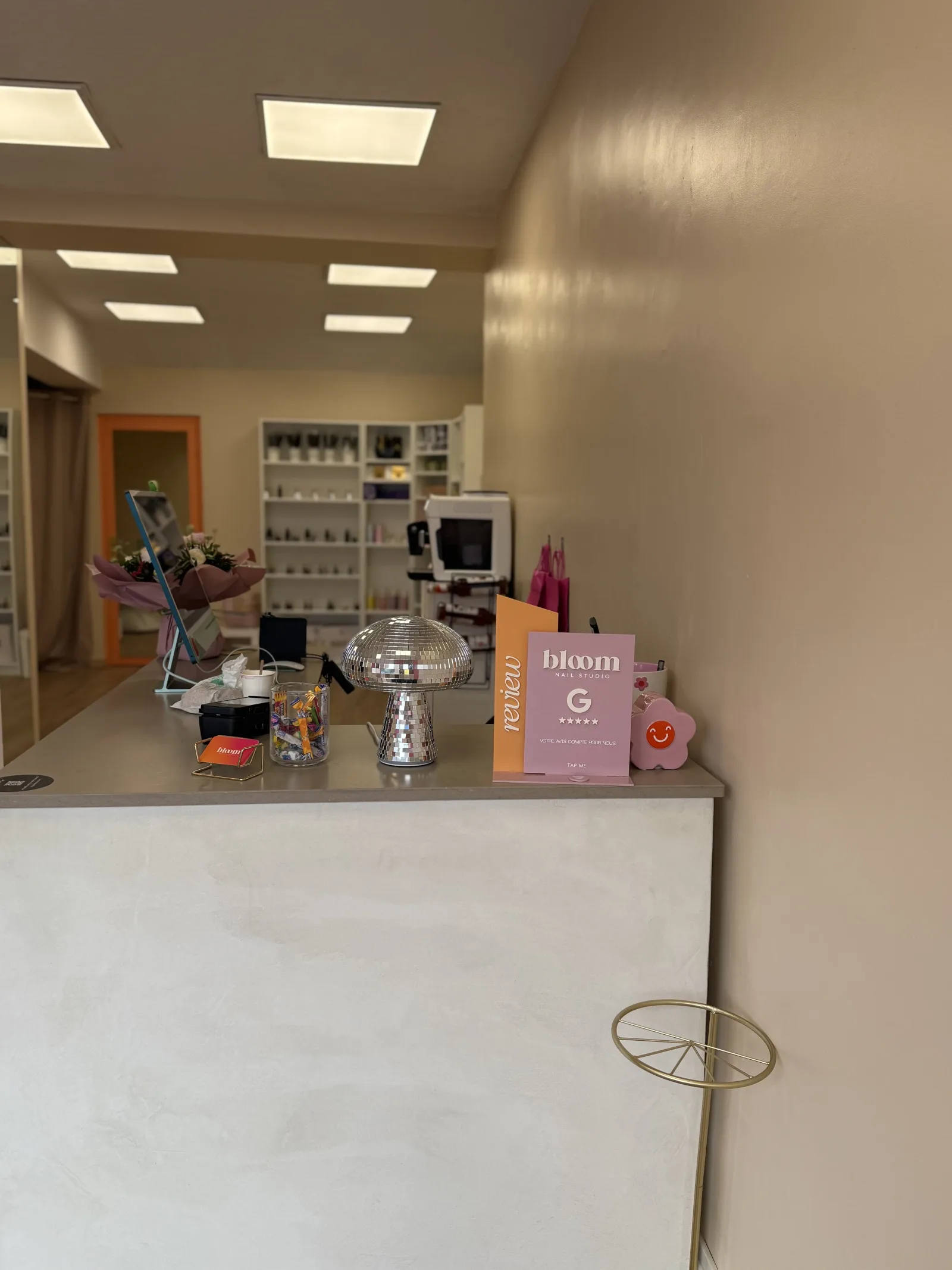 BLOOM NAIL STUDIO - Onglerie Hazebrouck - BLOOM NAIL STUDIO - Photo Galerie - OneBooking