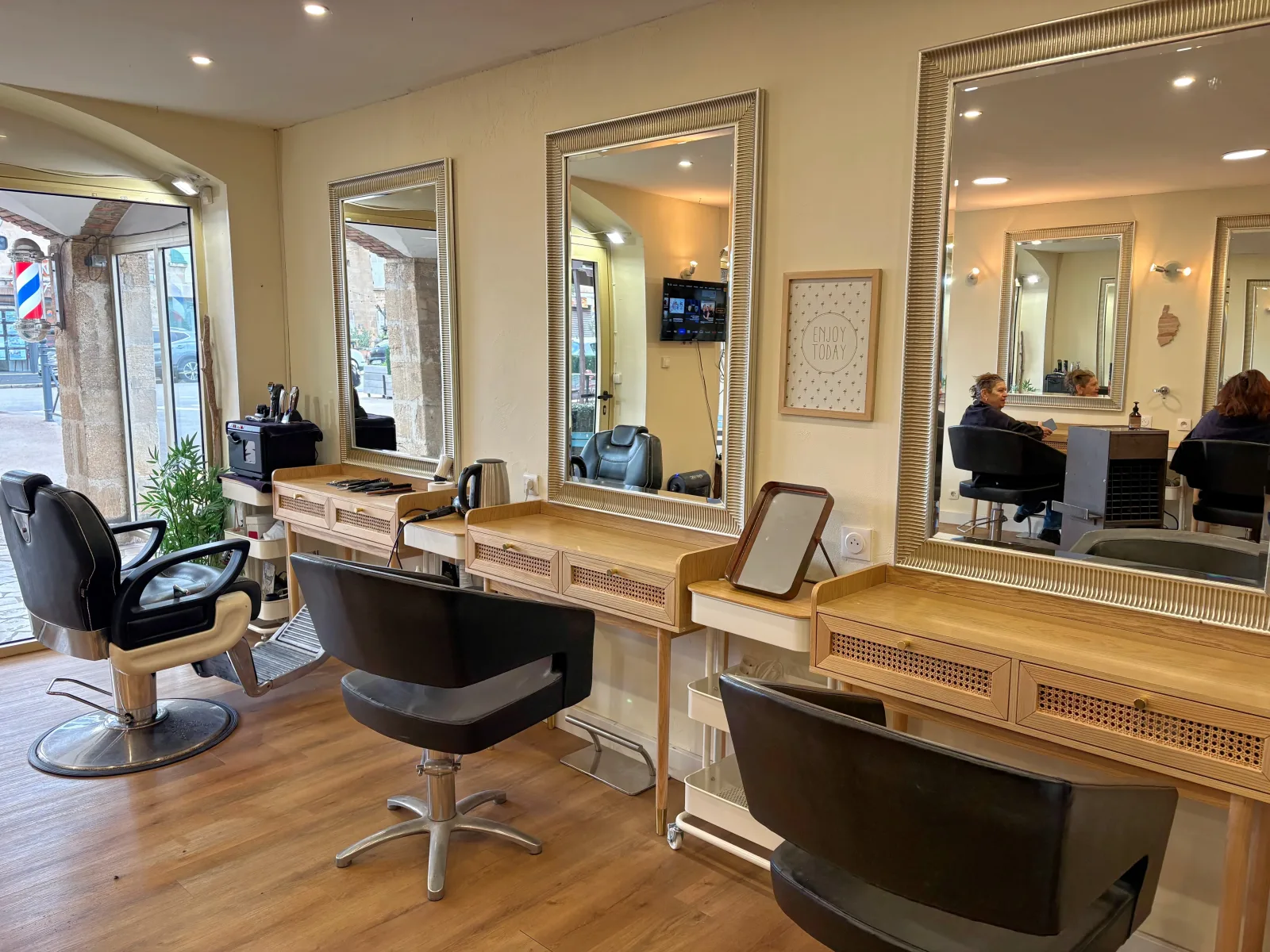L'Atelier d'Annabelle - Coiffure La Seyne-sur-Mer - L'Atelier d'Annabelle - Photo Galerie - OneBooking