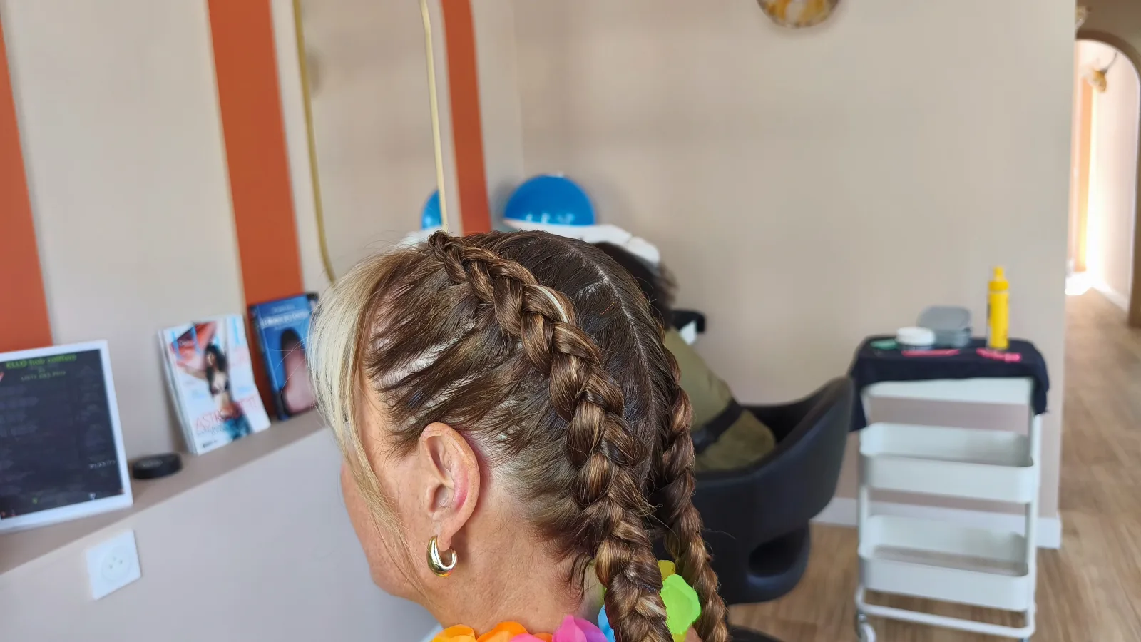 Ello Hair Coiffure - Coiffure Mouans-Sartoux - Ello Hair Coiffure - Photo Galerie - OneBooking