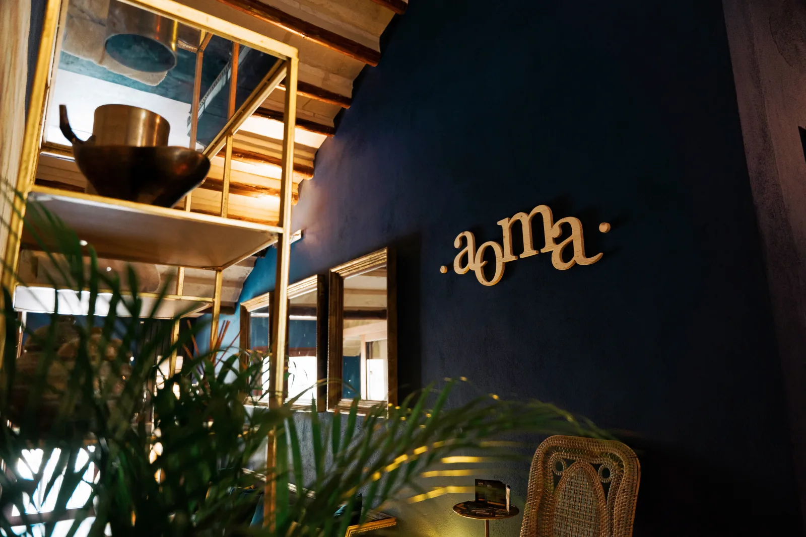 ESPACE AOMA - Institut de beauté L'Isle-sur-la-Sorgue - ESPACE AOMA - Photo Galerie - OneBooking