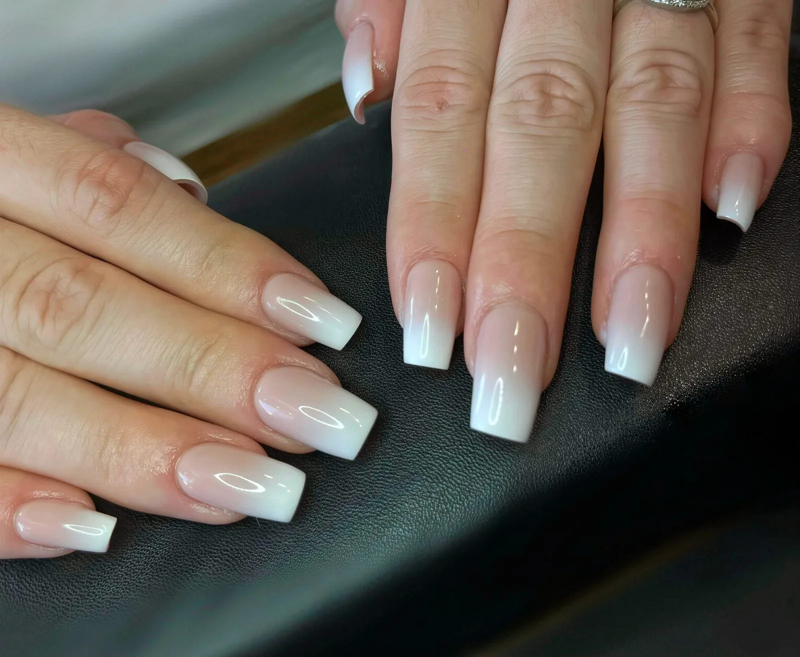 Les ongles de Vivi - Onglerie L'Isle-sur-la-Sorgue - Les ongles de Vivi - Photo Galerie - OneBooking