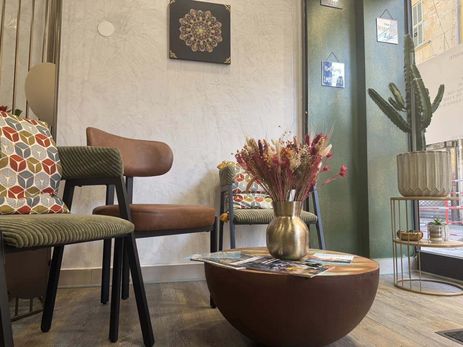 DIVINE CRÉATION - Coiffure La Seyne-sur-Mer - DIVINE CRÉATION - Photo Galerie - OneBooking