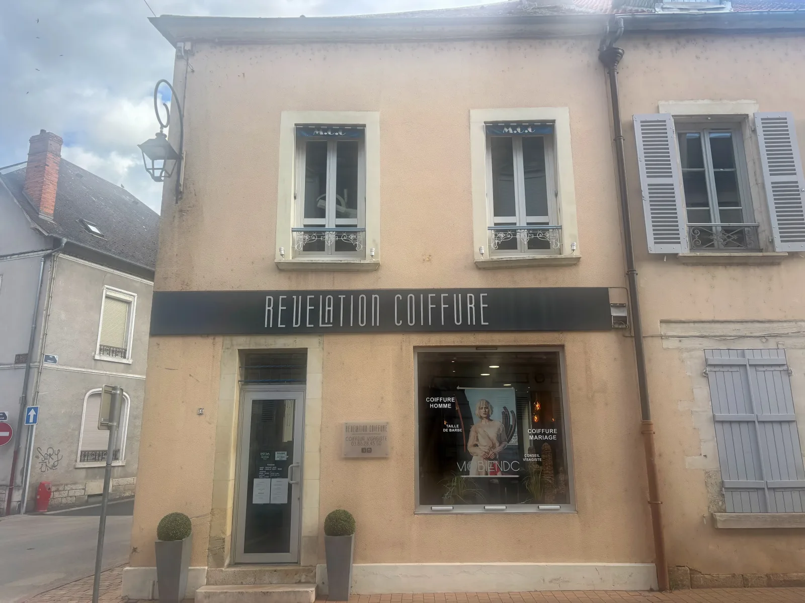 Revelation Coiffure - Coiffure Cosne-Cours-sur-Loire - Revelation Coiffure - Photo Galerie - OneBooking