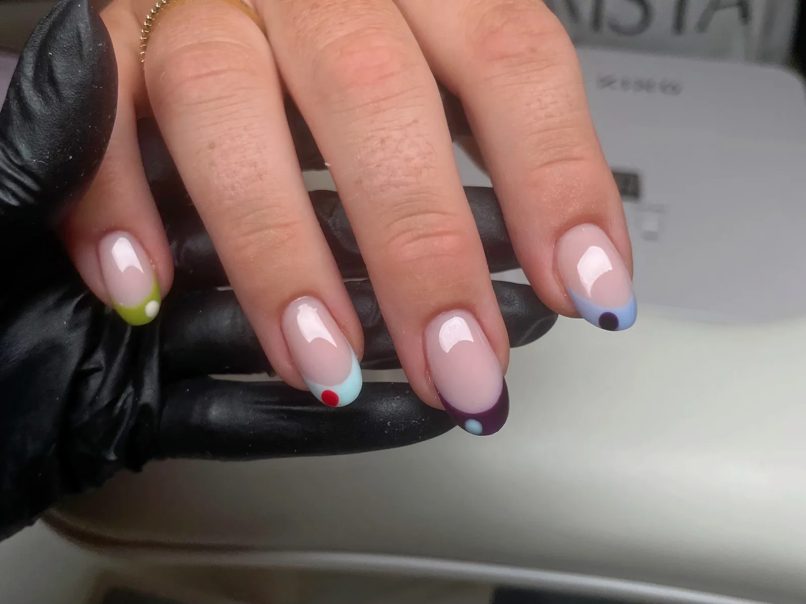 WL Academy Beauty - Studio Ongles / Cils/ Head spa - Onglerie Le Pradet - WL Academy Beauty - Studio Ongles / Cils/ Head spa - Photo Galerie - OneBooking