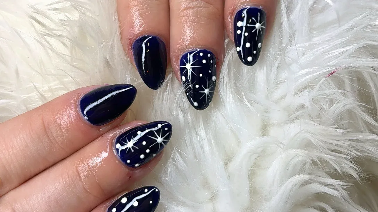 Aur et Ongles - Onglerie Rodez - Aur et Ongles - Photo Galerie - OneBooking
