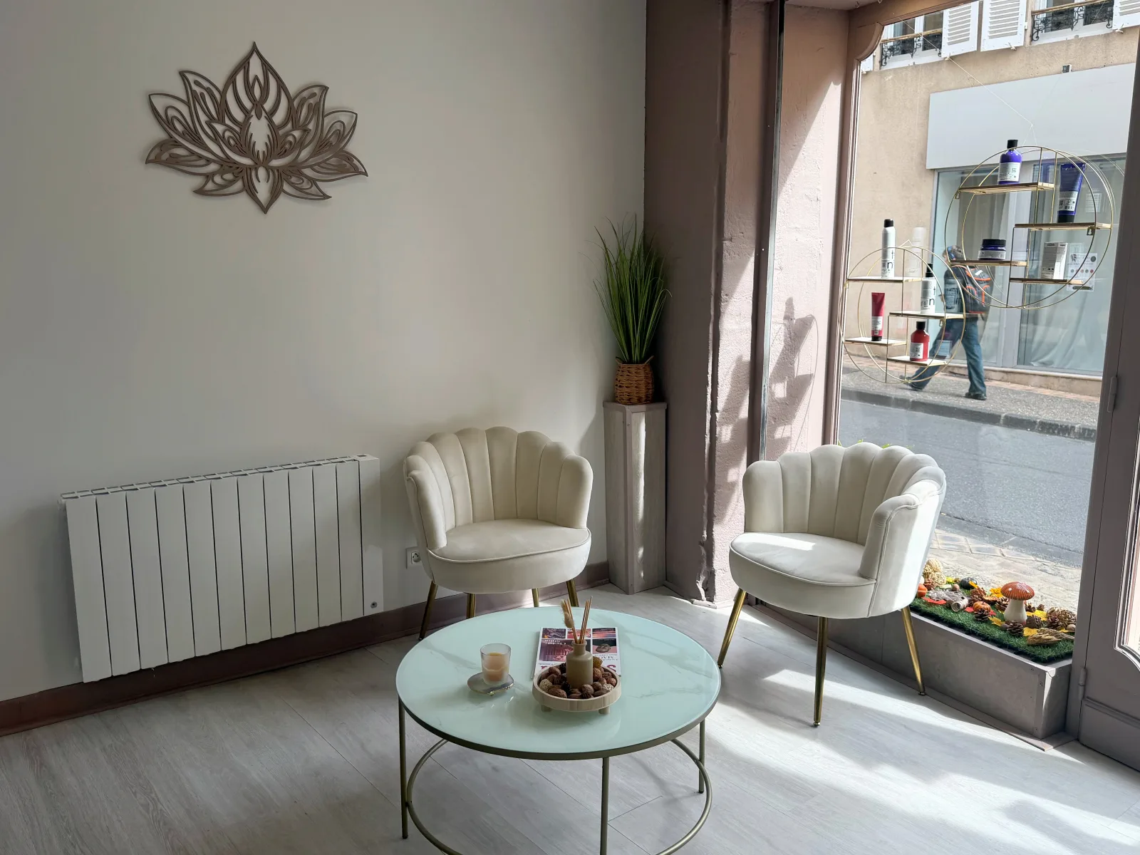 Hair Studio - Coiffure Moulins - Hair Studio - Photo Galerie - OneBooking