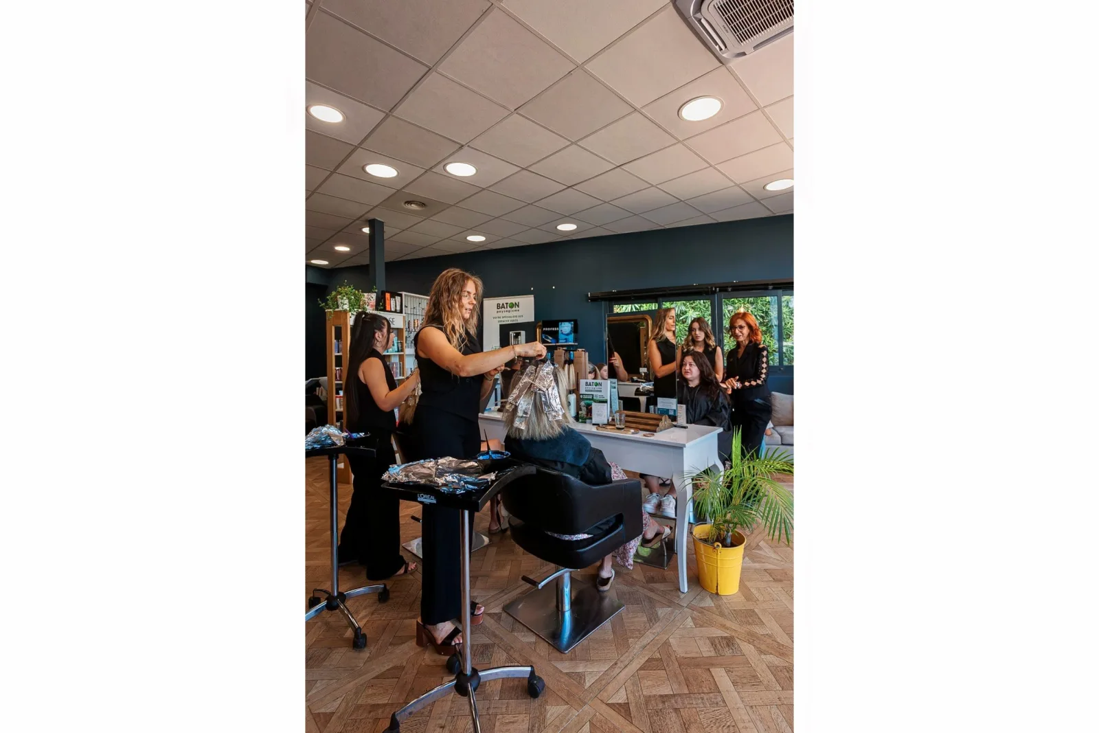 Jeu de dames - Coiffure L'Isle-sur-la-Sorgue - Jeu de dames - Photo Galerie - OneBooking