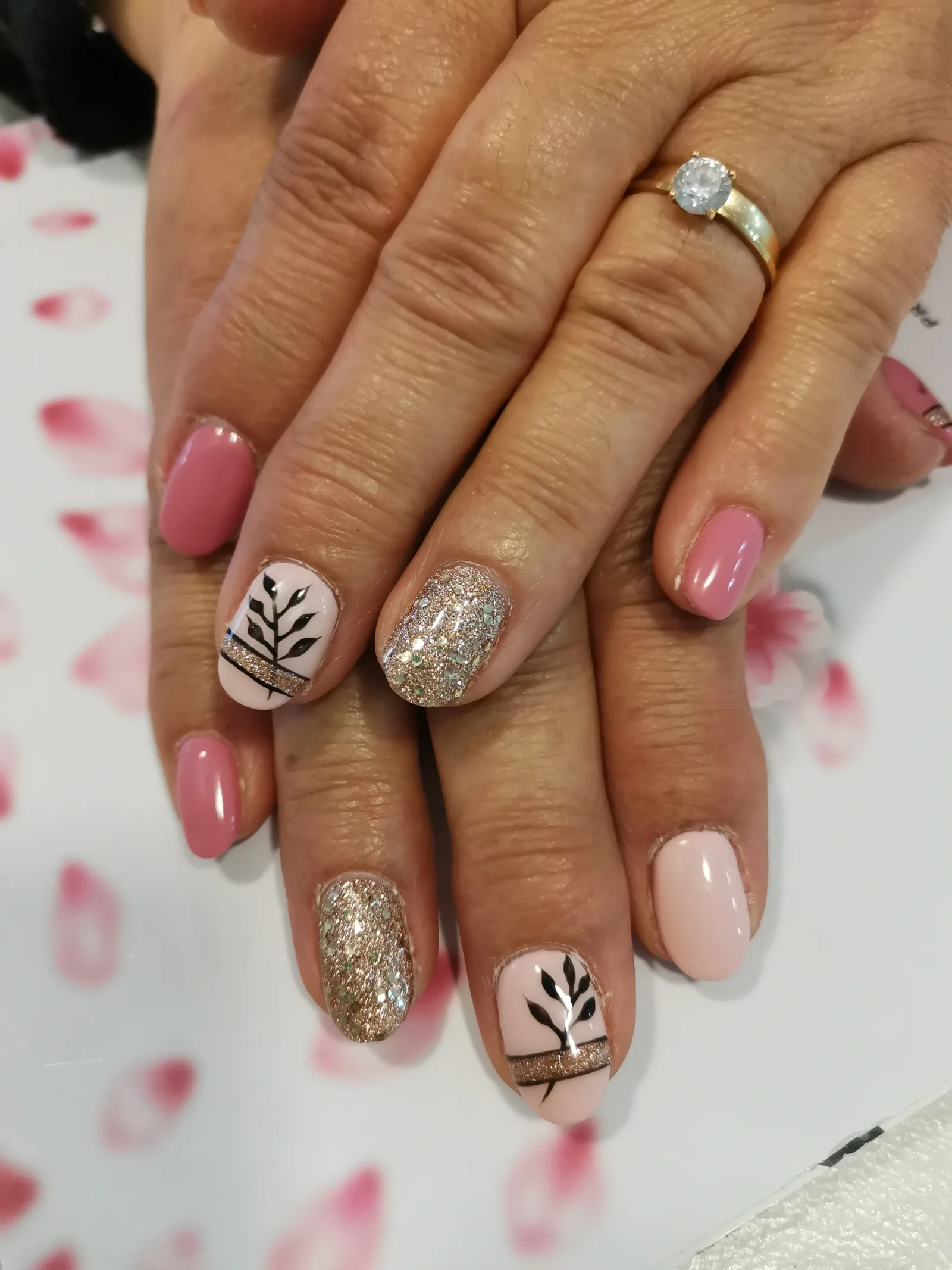Beauté en Mains - Onglerie Rodez - Beauté en Mains - Photo Galerie - OneBooking