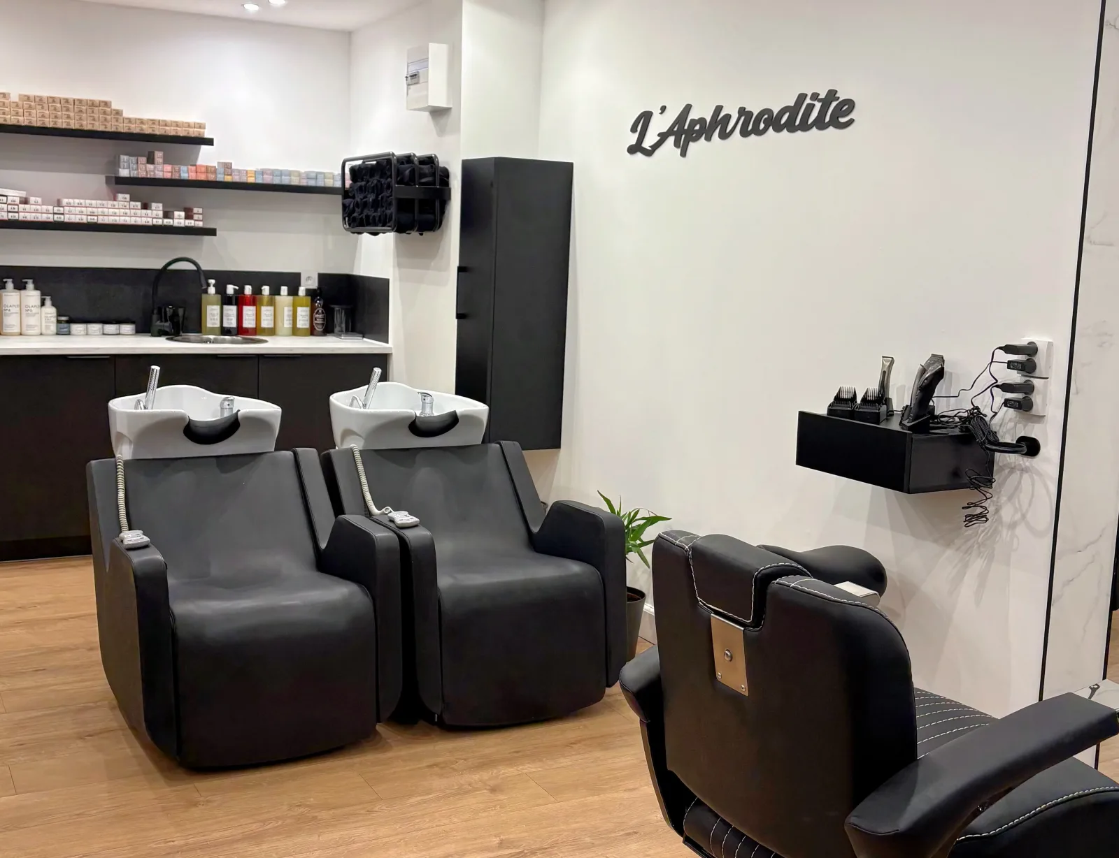 L’Aphrodite - Coiffure Lesquin - L’Aphrodite - Photo Galerie - OneBooking