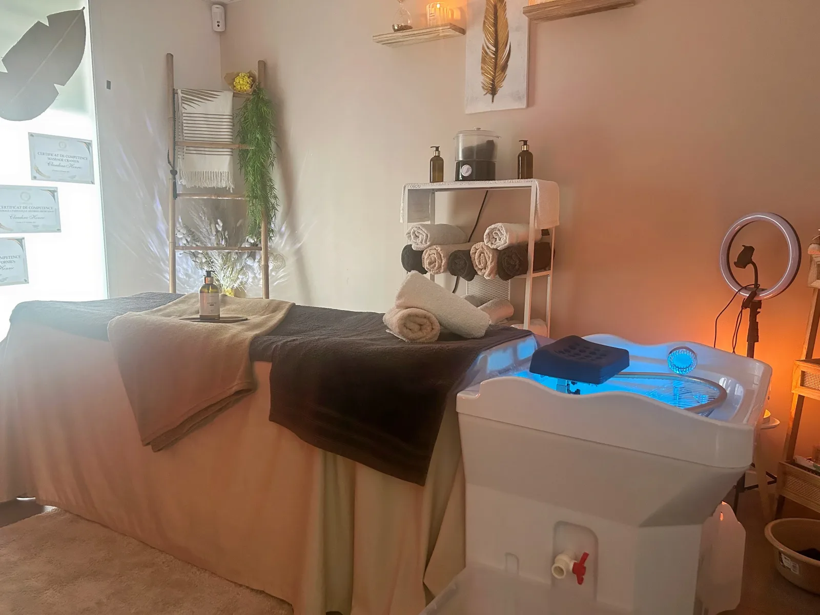 Le Temps d'une Pause - Massage La Seyne-sur-Mer - Le Temps d'une Pause - Head Spa Japonais | Drainage lymphatique | Radiofréquence - Photo Galerie - OneBooking