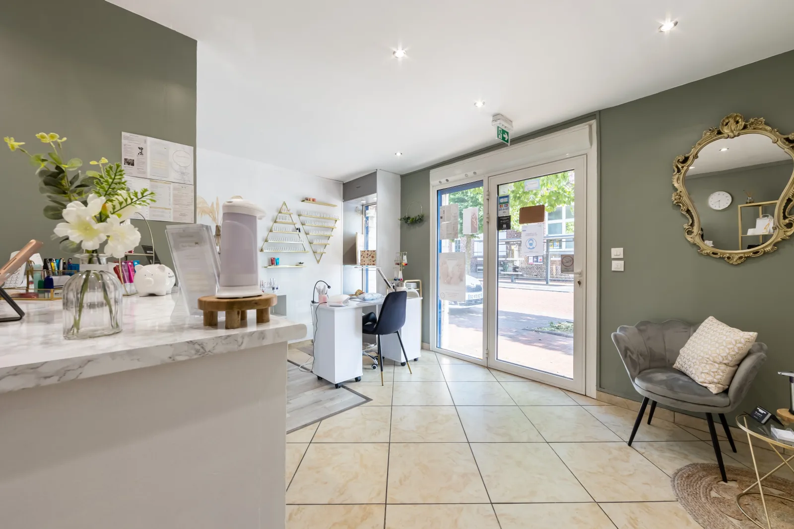 Beauté Divine - Institut de beauté Gravelines - Beauté Divine - Photo Galerie - OneBooking