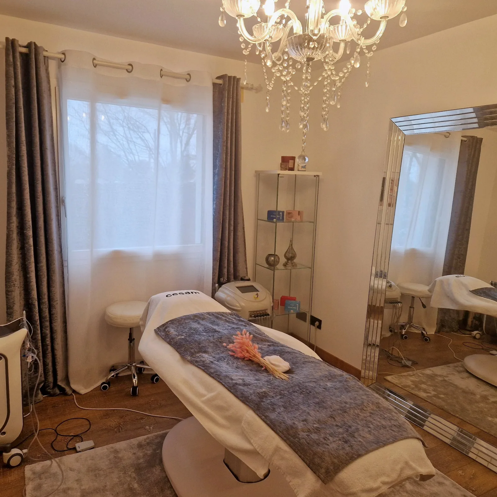 Jouvence Institut - Soin visage Roanne - Jouvence Institut - Photo Galerie - OneBooking