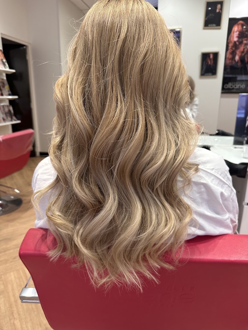 Camille Albane Lyon Bellecour Salon de coiffure Coloriste - Coiffure Lyon - OneBooking