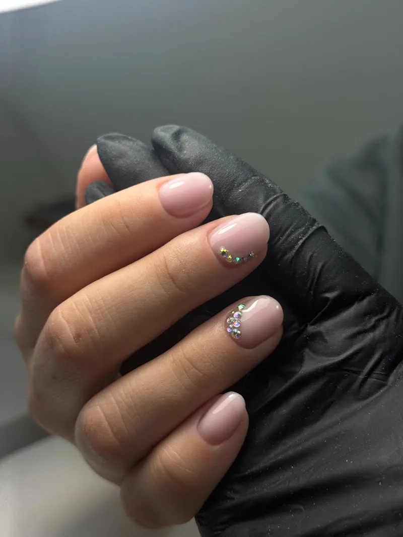 L’atelier Bloom | Onglerie Nails Artist