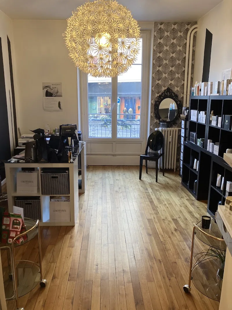 Institut Equilibre - Onglerie Clermont-Ferrand - Photo de couverture - OneBooking