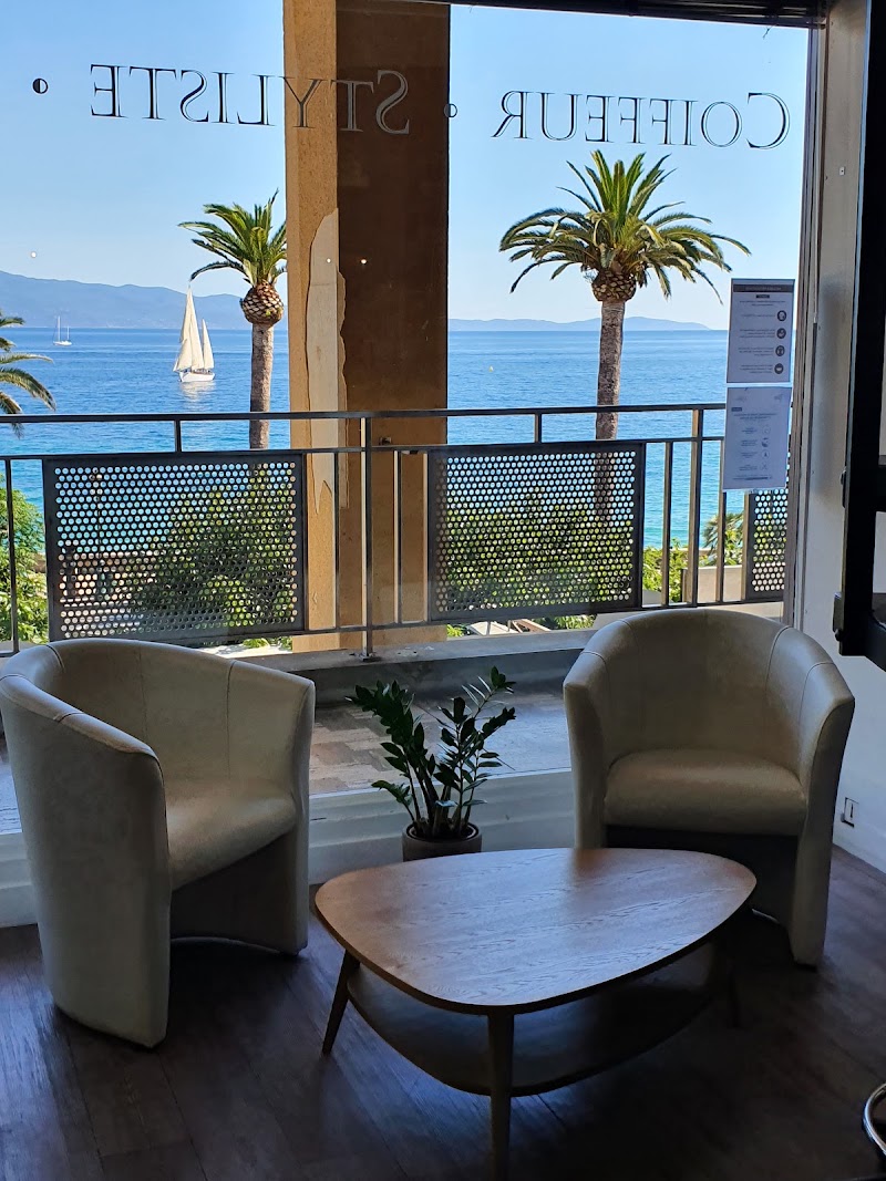 Les jeannines ajaccio - Coiffure Ajaccio - OneBooking