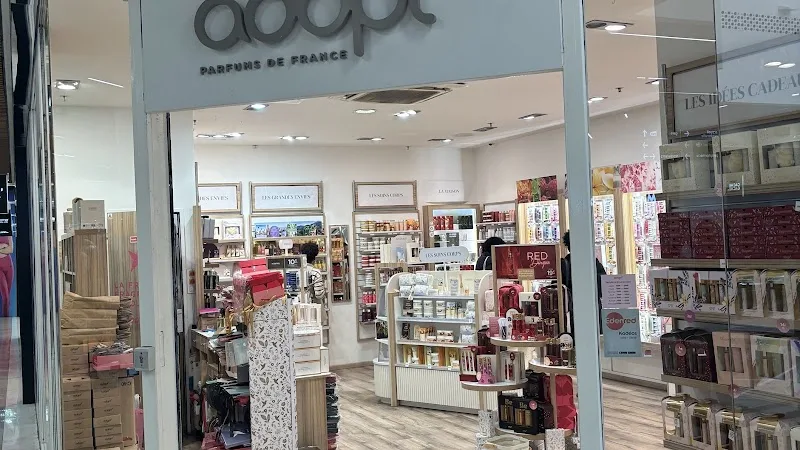 Adopt Parfums