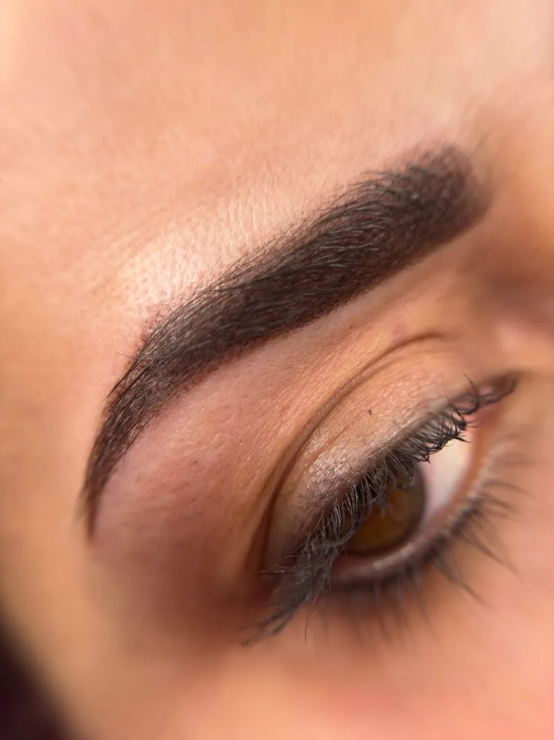 Angie dermo esthetique | Maquillage Permanent Ajaccio/ formatrice maquillage permanent en corse