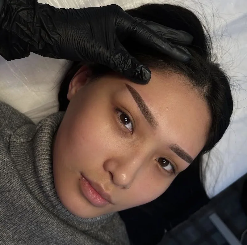 GLOWNIA BEAUTY