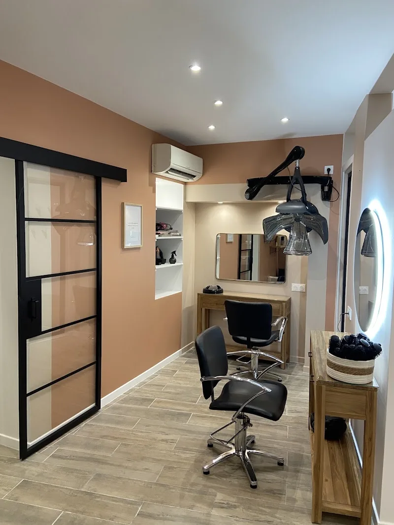 Nouvel’ère - Barbier Manosque - Photo de couverture - OneBooking