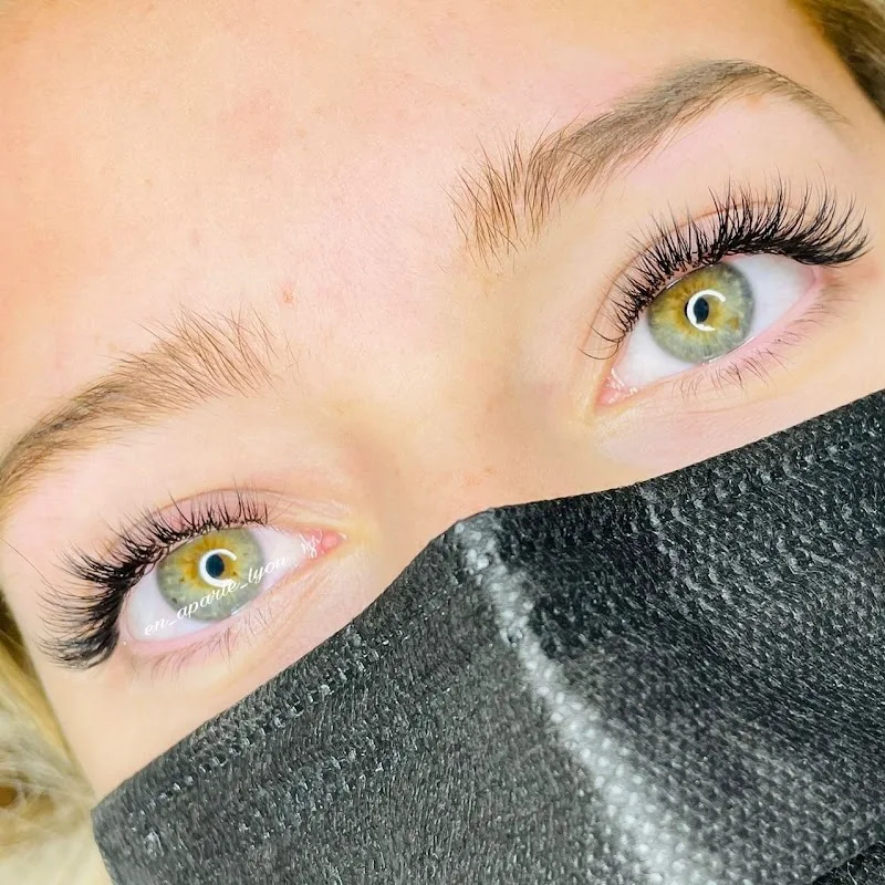 Extensions de cils En Aparté