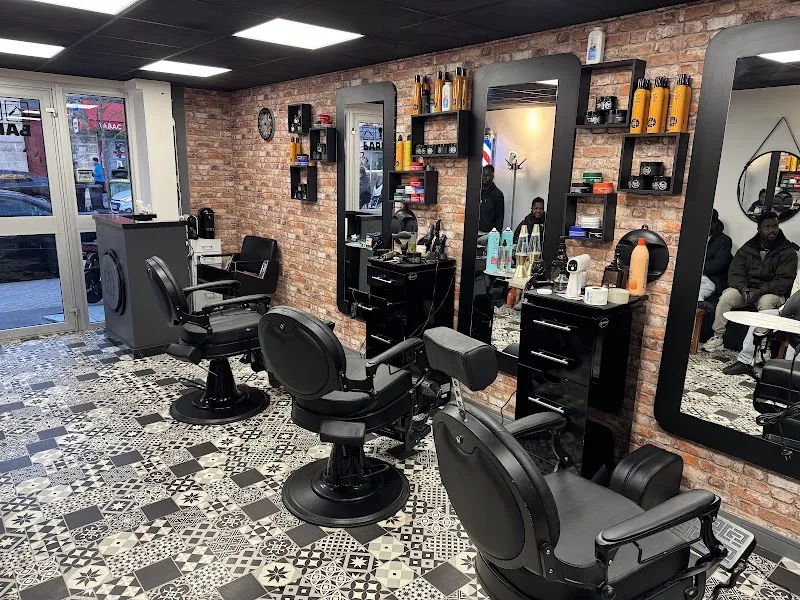 GT BARBER SHOP