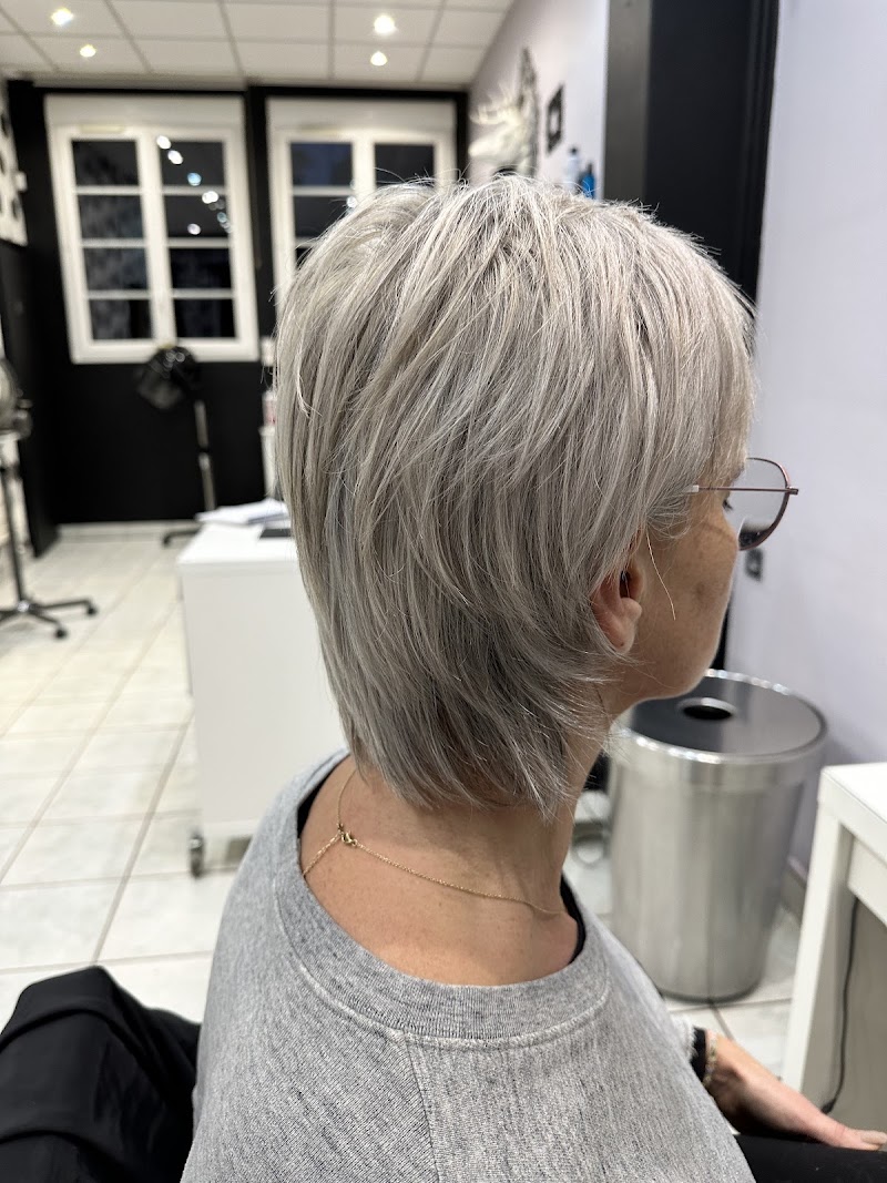 Sarl Liberty Hair - Coiffure Tours - OneBooking