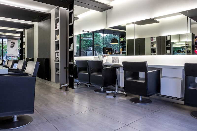 Salon Henri Michel Coiffeur Rennes - Coiffure Rennes - OneBooking